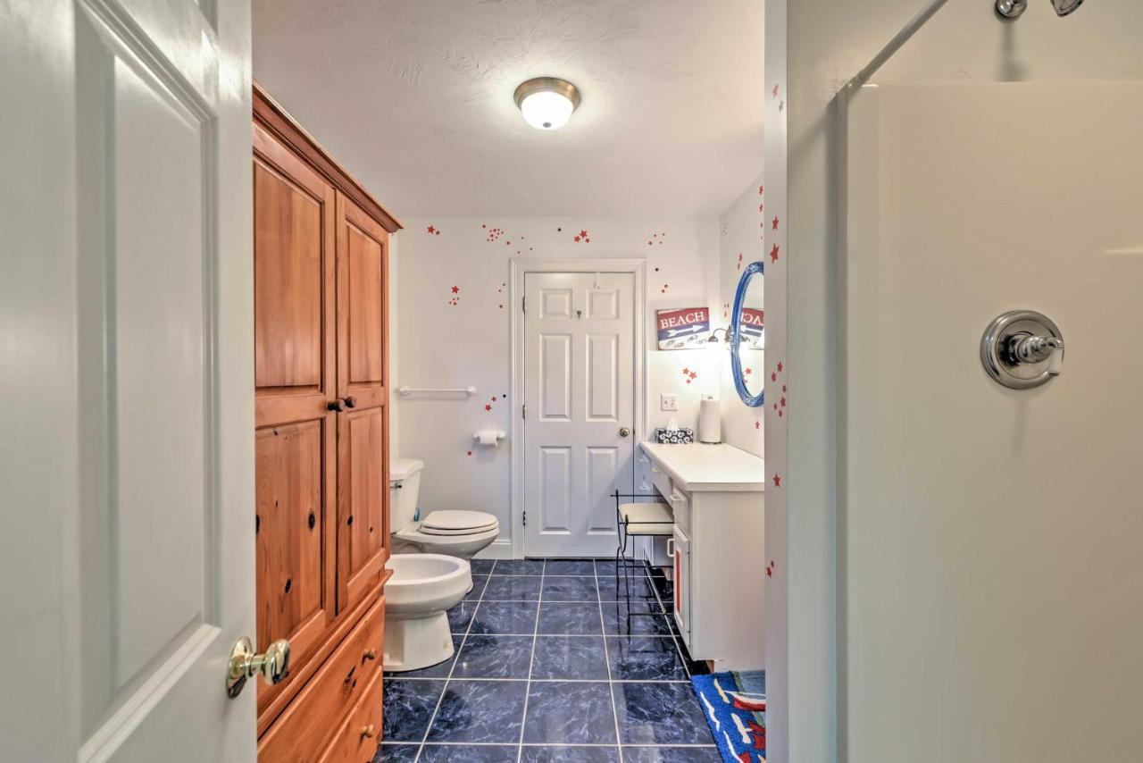 Nautical Bourne Apartment - 2 Mi To Monument Beach Экстерьер фото